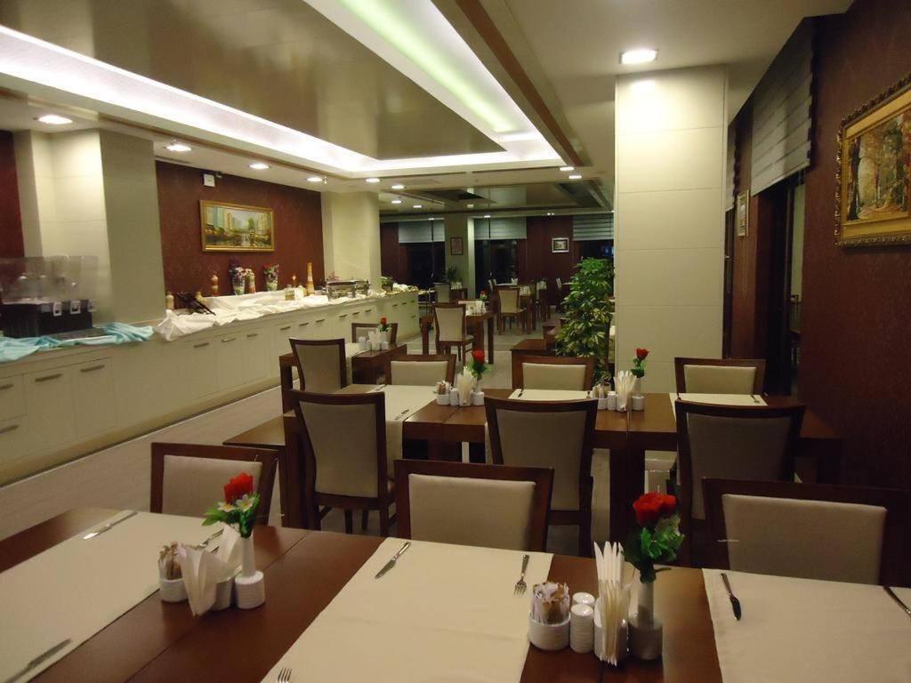 Moonlight Hotel Sihke Екстериор снимка