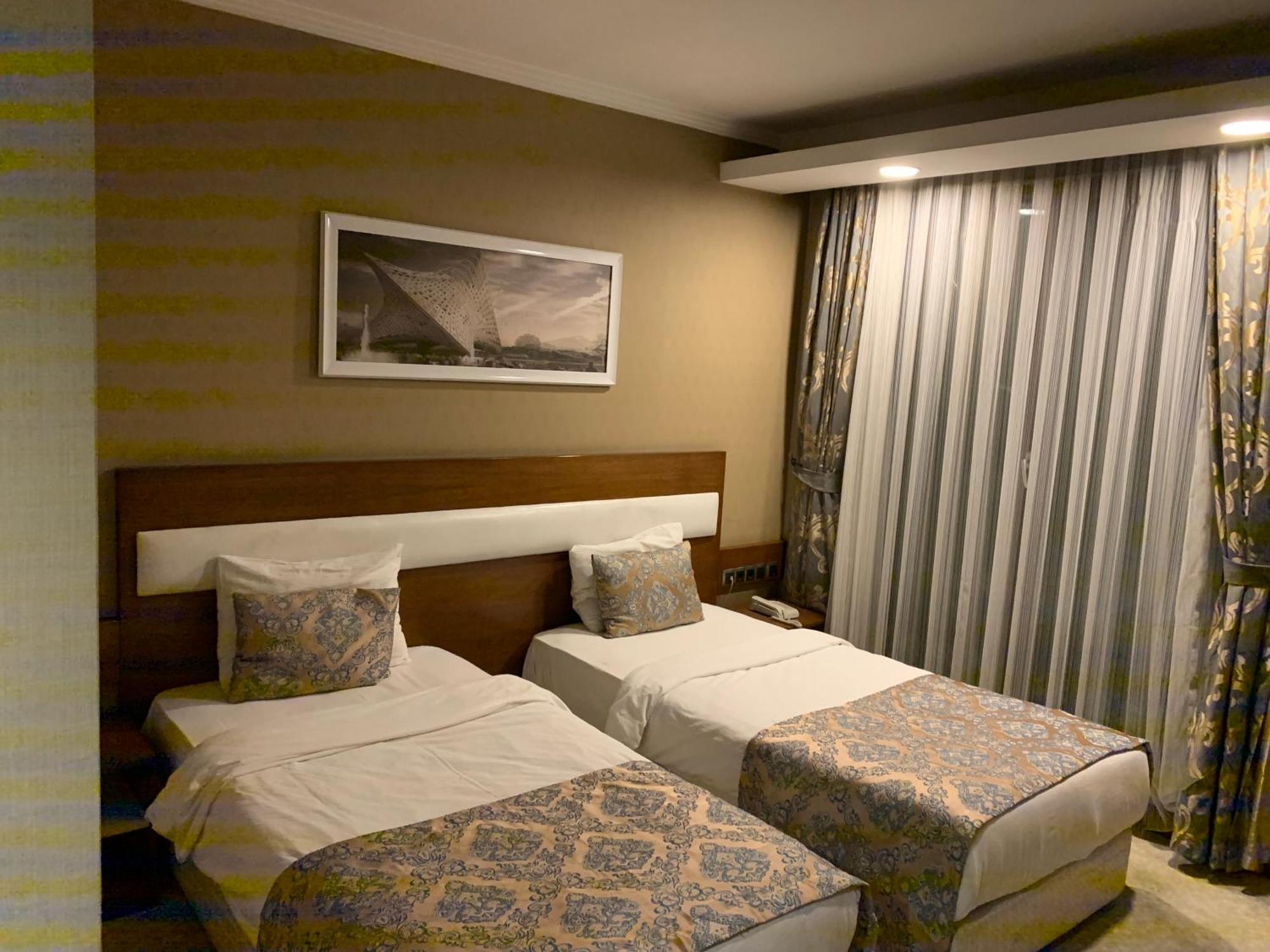 Moonlight Hotel Sihke Екстериор снимка